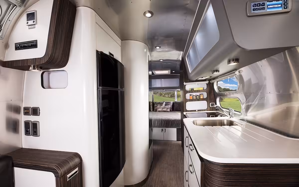 2021 Row 604 Interior F2b Timberline Night Sky Webpng Copy
