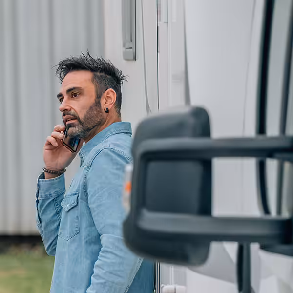 Lowdhams We Buy Your Motorhome 600x600 1