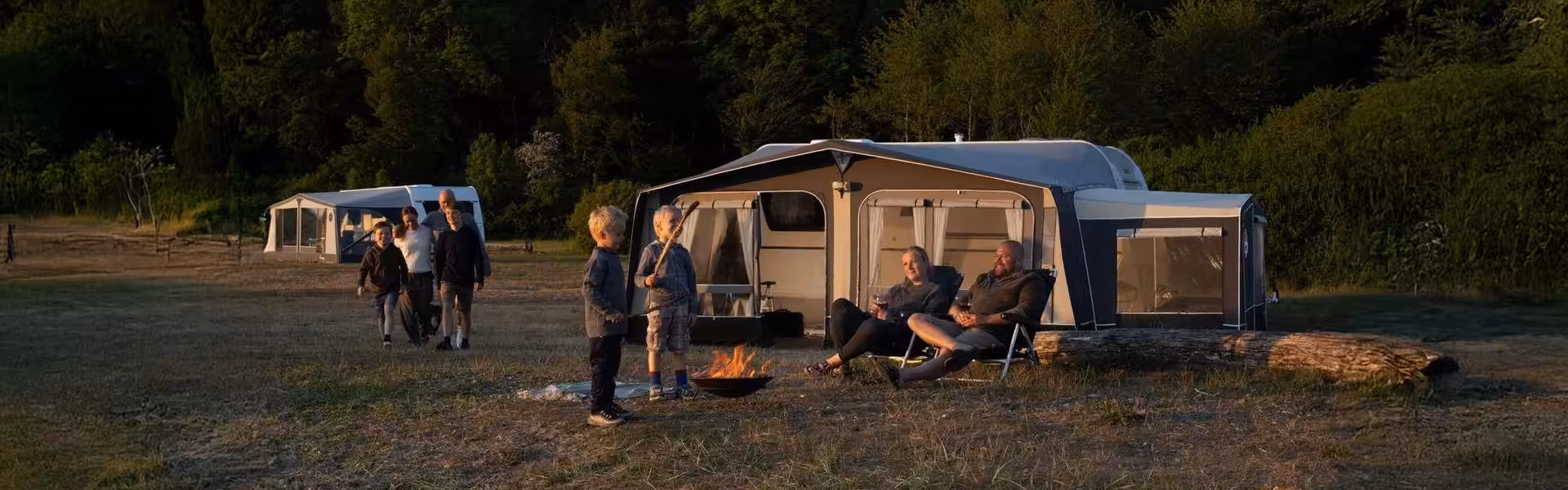 Top 30 Awnings Page Lowdhams Header