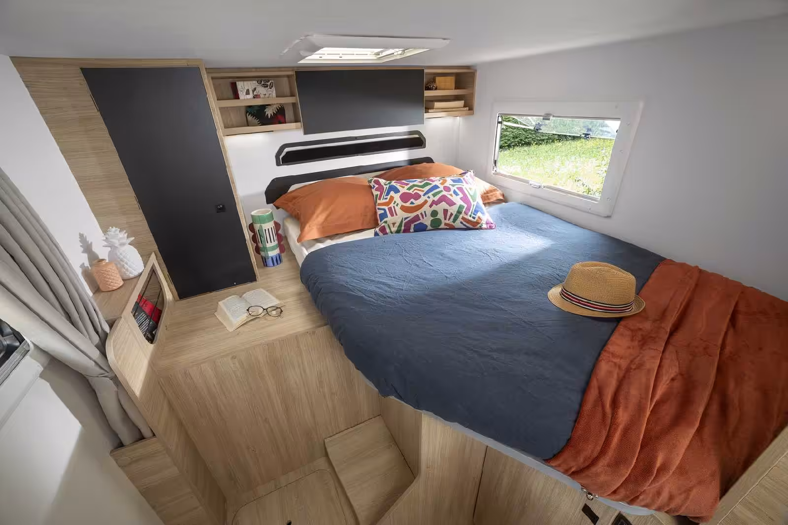 2112025 Chausson S695 Sport Edition 1