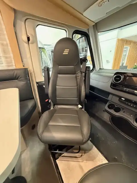 3152025 38824.4
