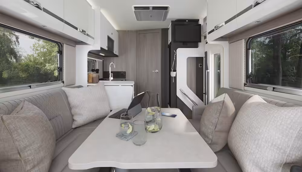 2026 Hi Style Xtra 694 Front To Rear With Air Con Resized