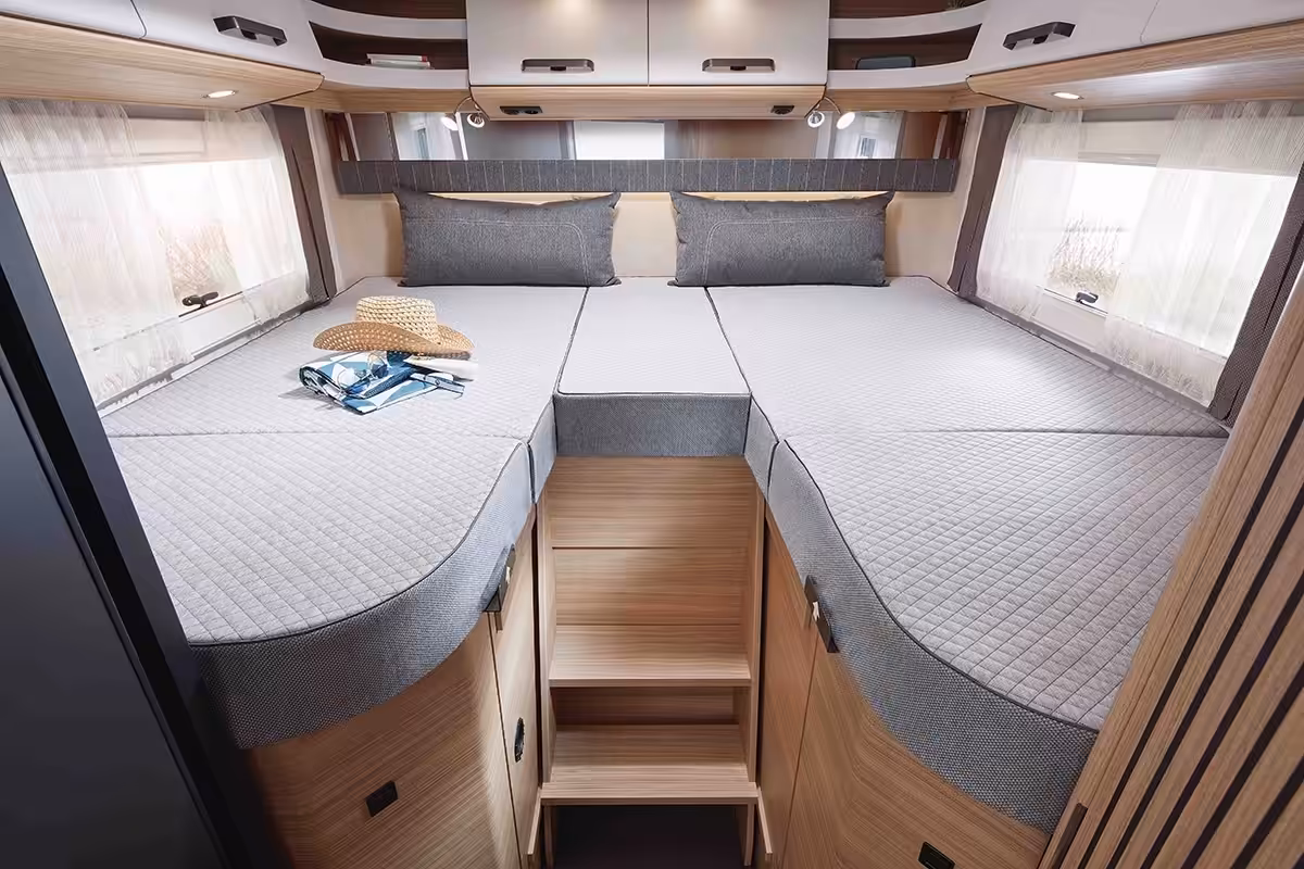 2026 MalibuReisemobil RM2 I430 KB LE K Lightweight 3.5t Laengseinzelbetten