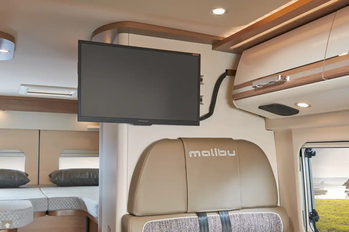 3012025 Malibucomfort640le 17