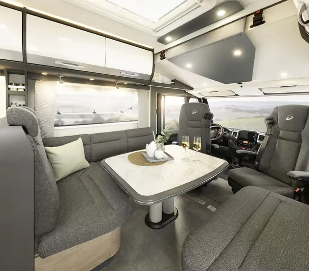 11122025 Globe 10 2