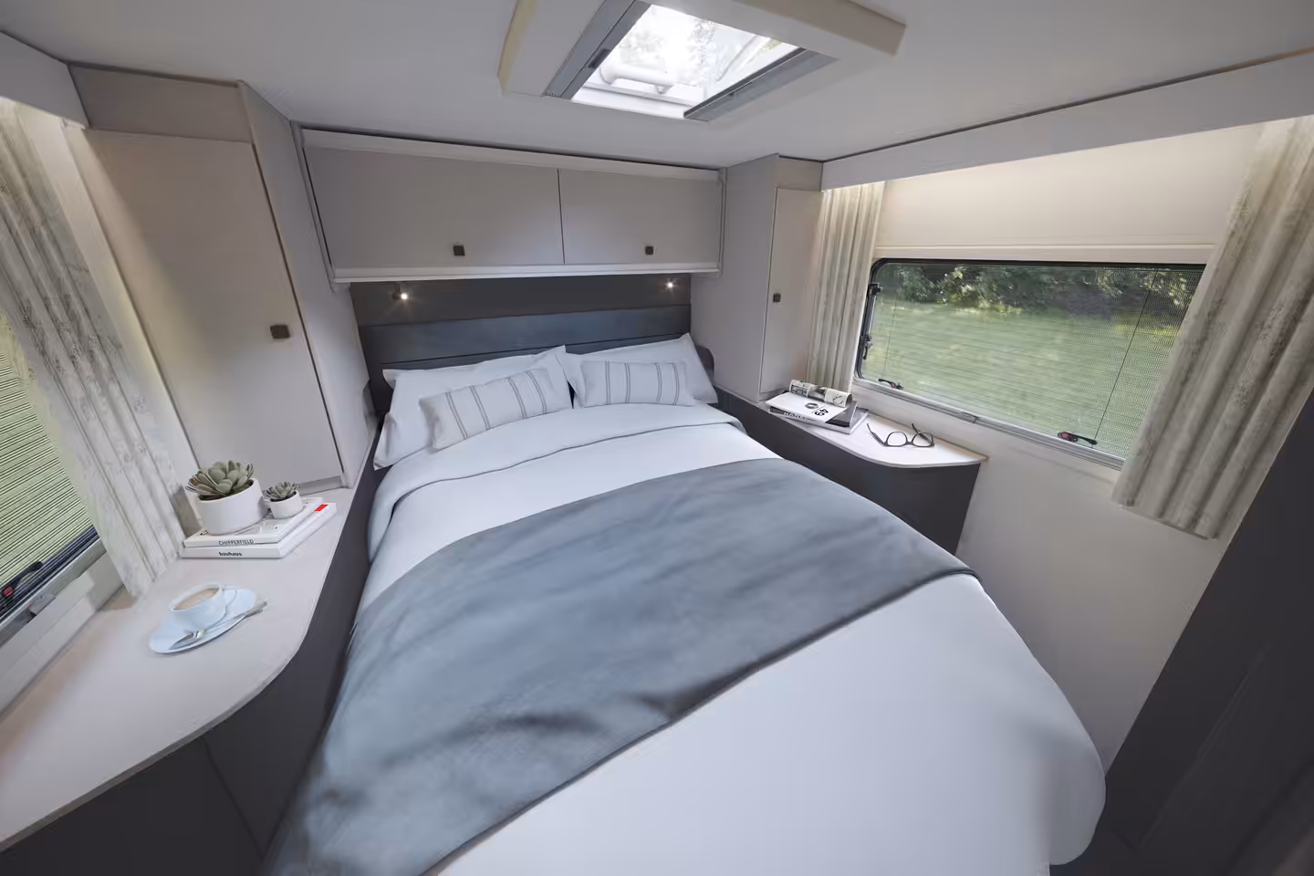 Ace bedroom