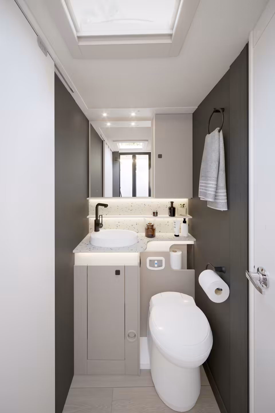 Ace bathroom