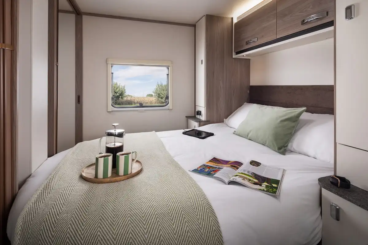 2026 Sprite Major 4EB Bedroom Caption