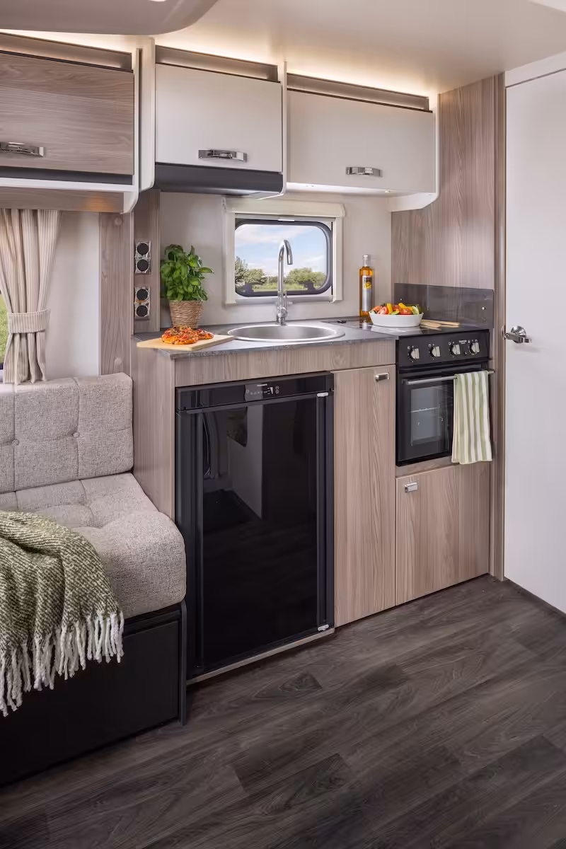 2026 Sprite Major 4EB Kitchen
