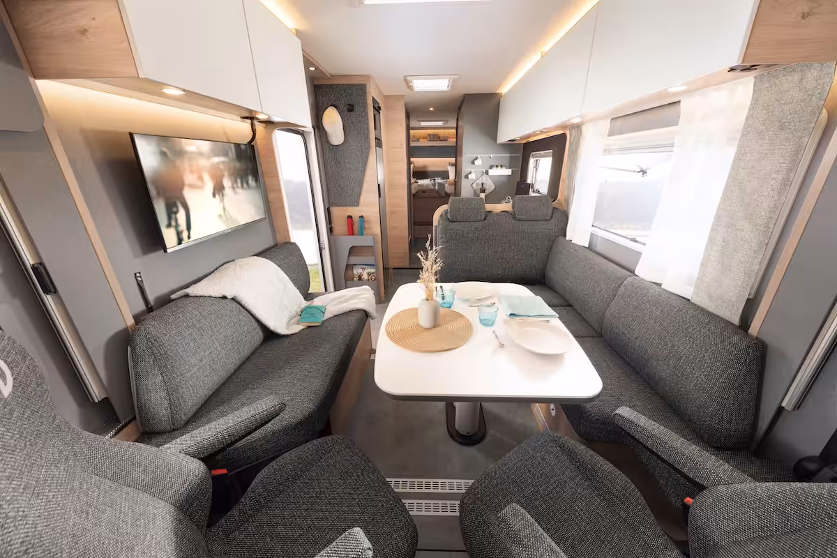2027 Dethleffs Xl I Lounge Caption