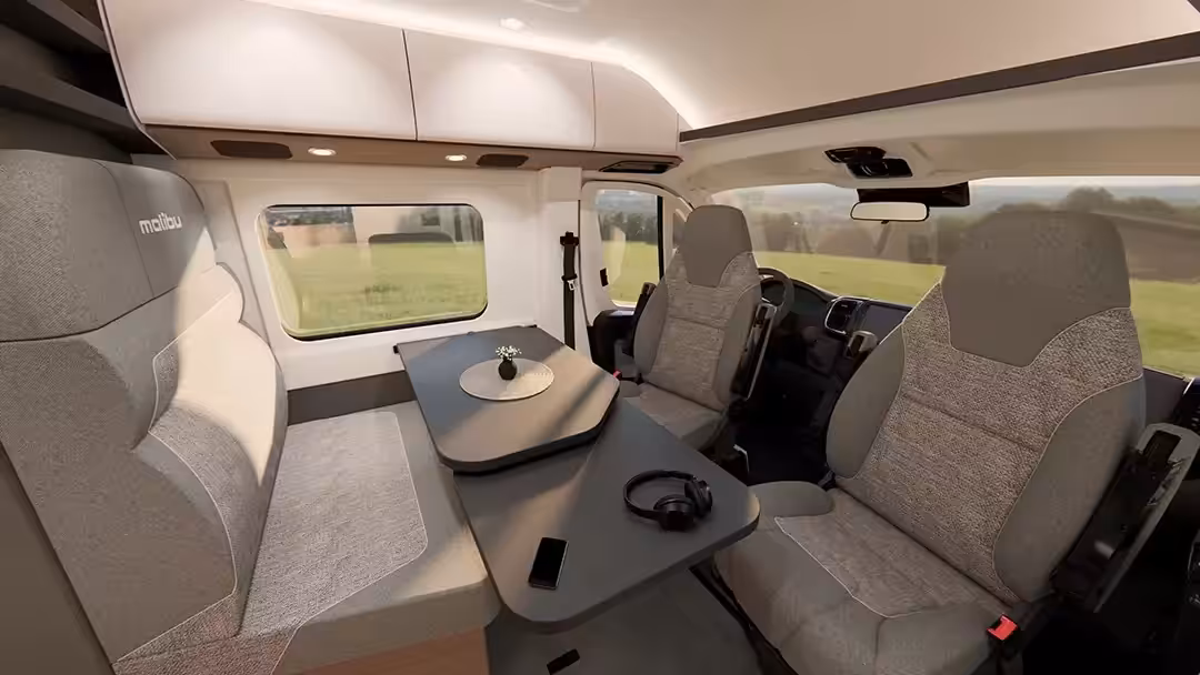 2027 First Class Two Rooms Lounge