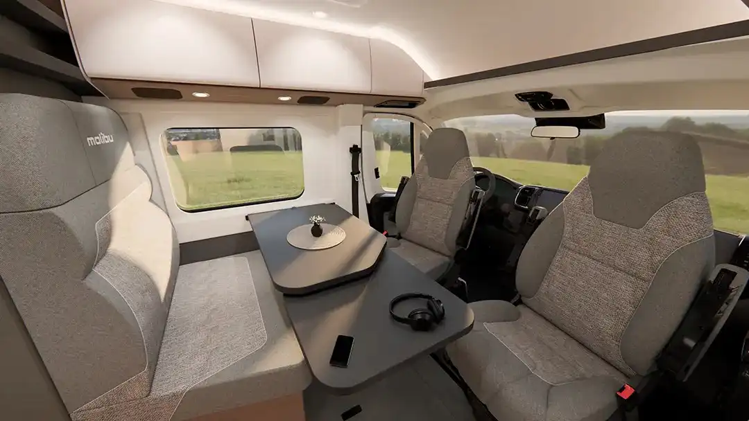 2027 First Class Two Rooms Lounge