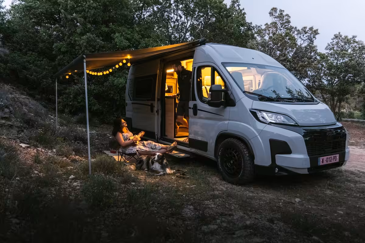 2027 Globetrail Active Plus Lifestyle