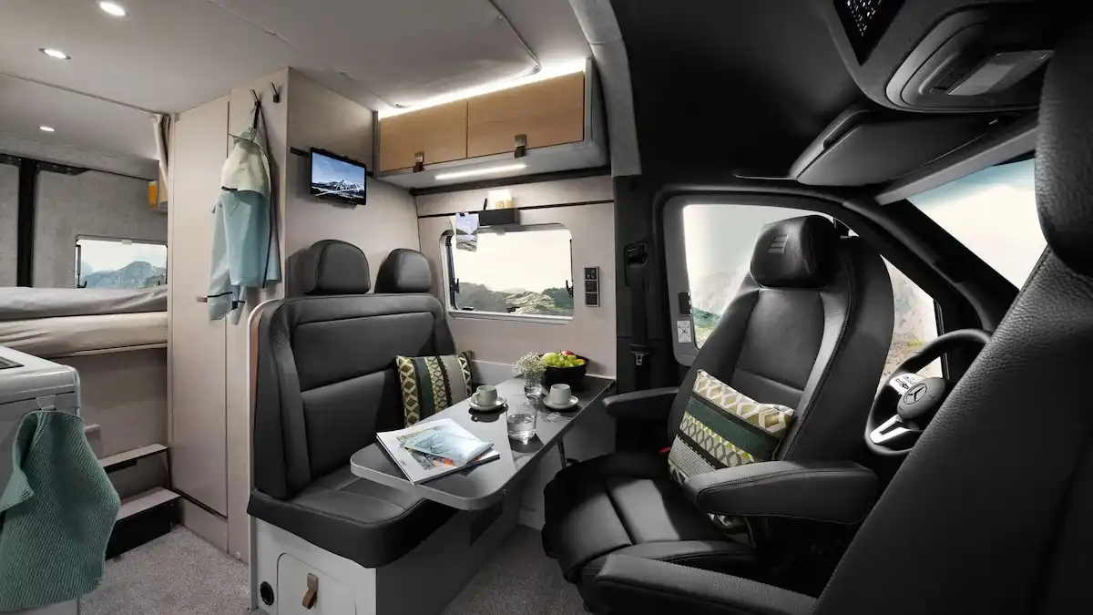2027 Hymer Grand Canyon Front Cab
