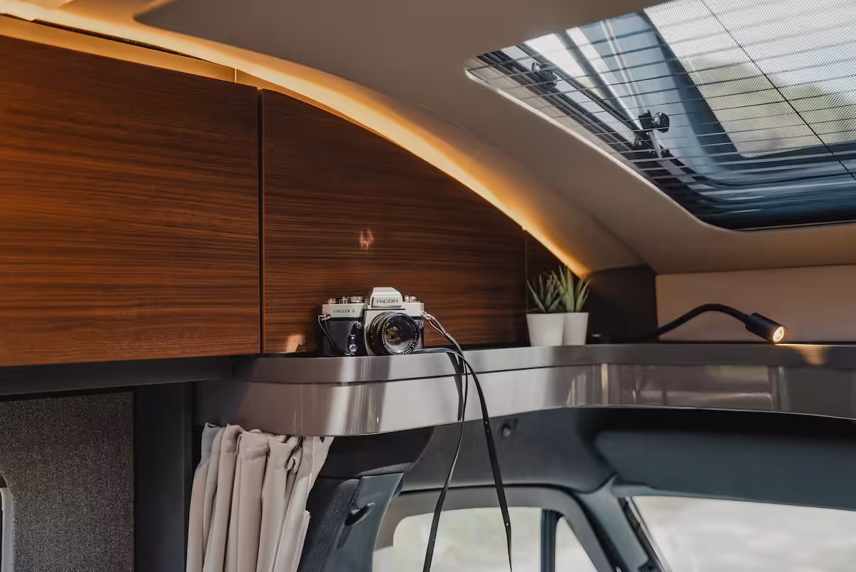 2027 Hymer Modern Comfort T Cupboards