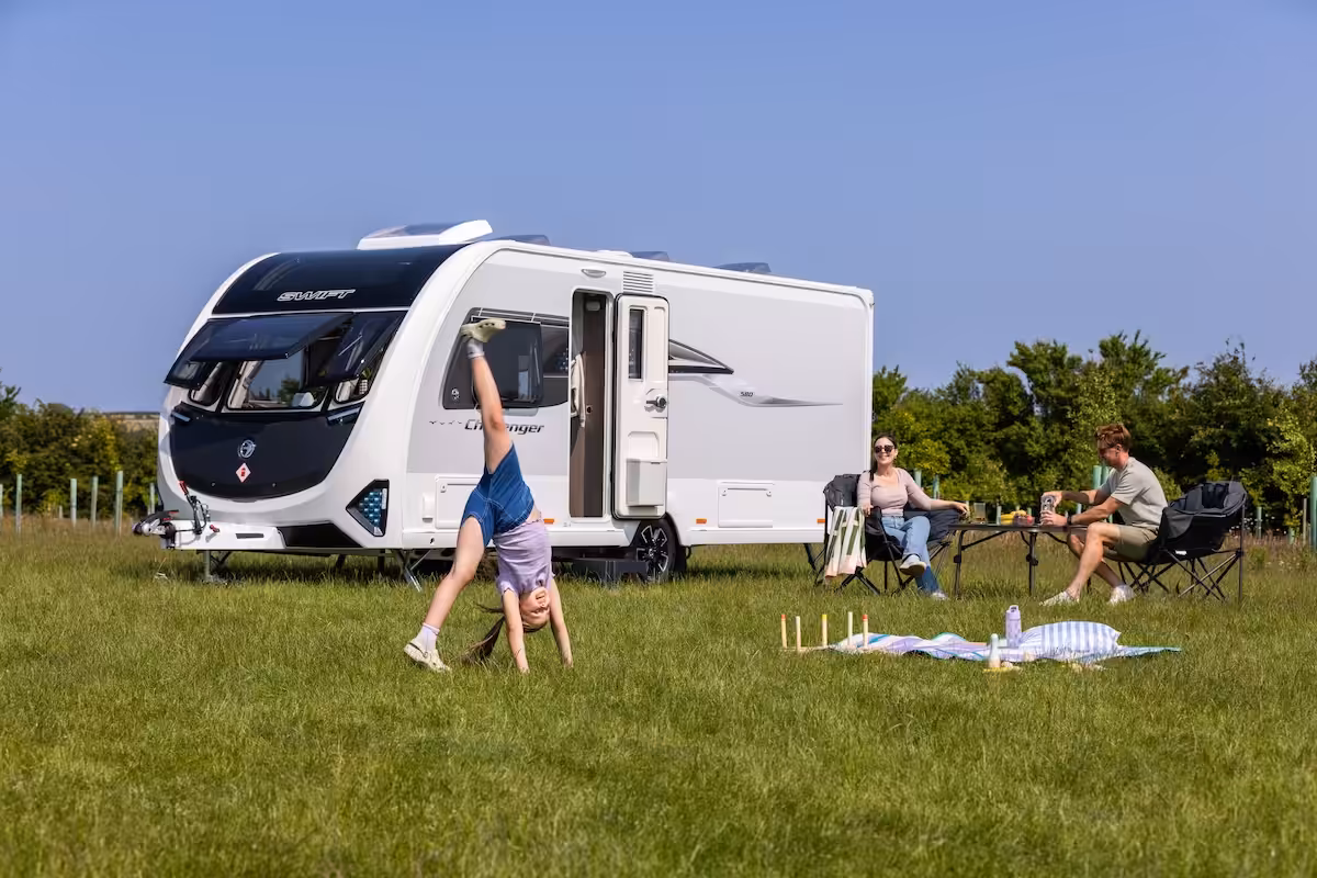 2027 Swift Challenger Family On Grass