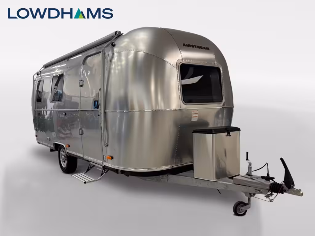 New Airstream World Traveller 22RB Caravan