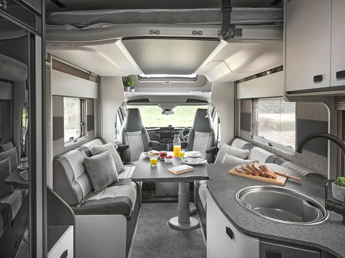 2027 Swift Voyager Xtra Front Lounge Dining