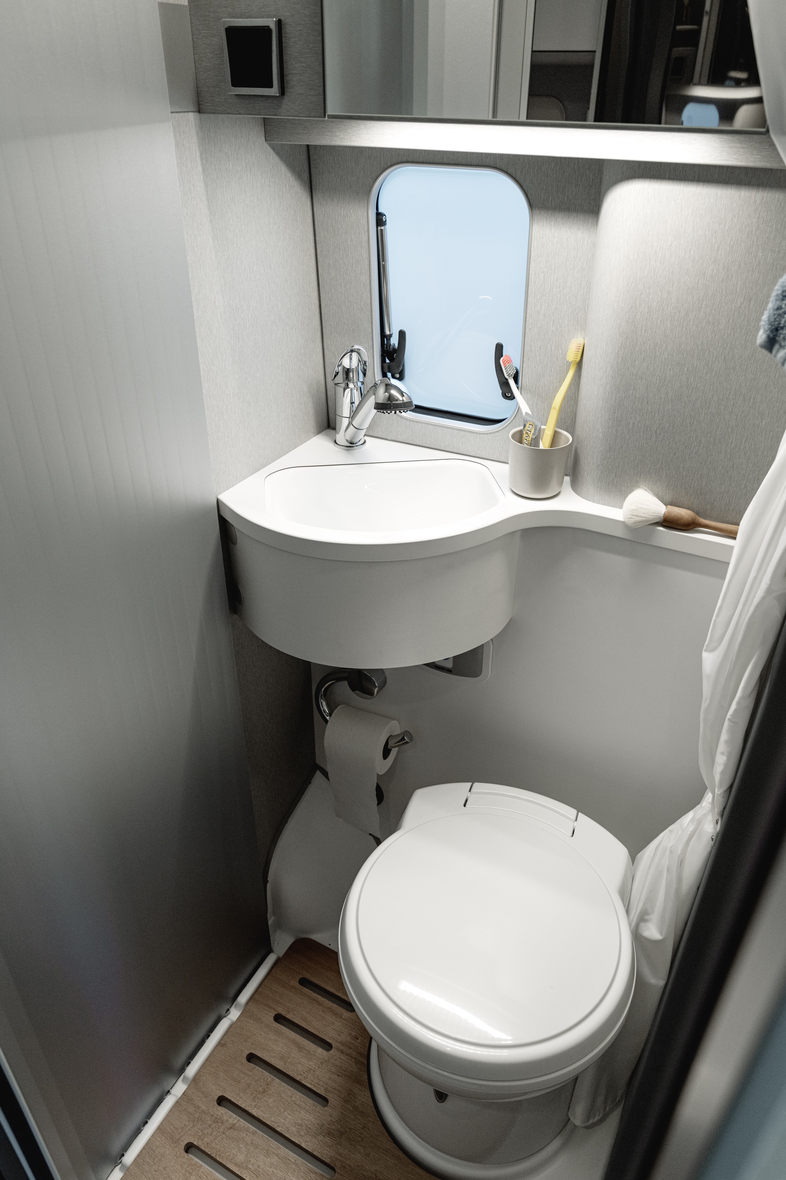 HYMER Free 600 Interieur 6 Gallery Caption