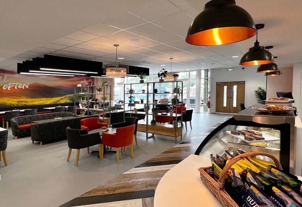 Lowdhams Beanies Cafe Block2