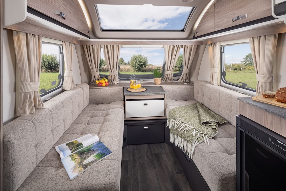 2026 Sprite Major 4EB Front Lounge Resized Caption