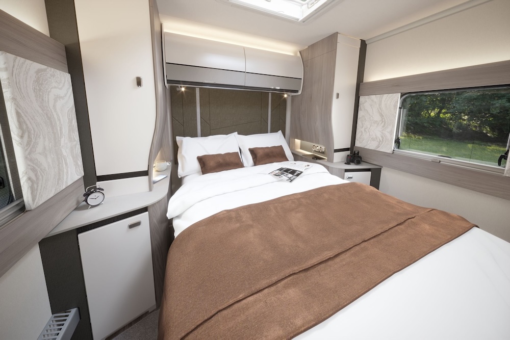 2026 Elegance Grande 860 Bedroom Resized Caption