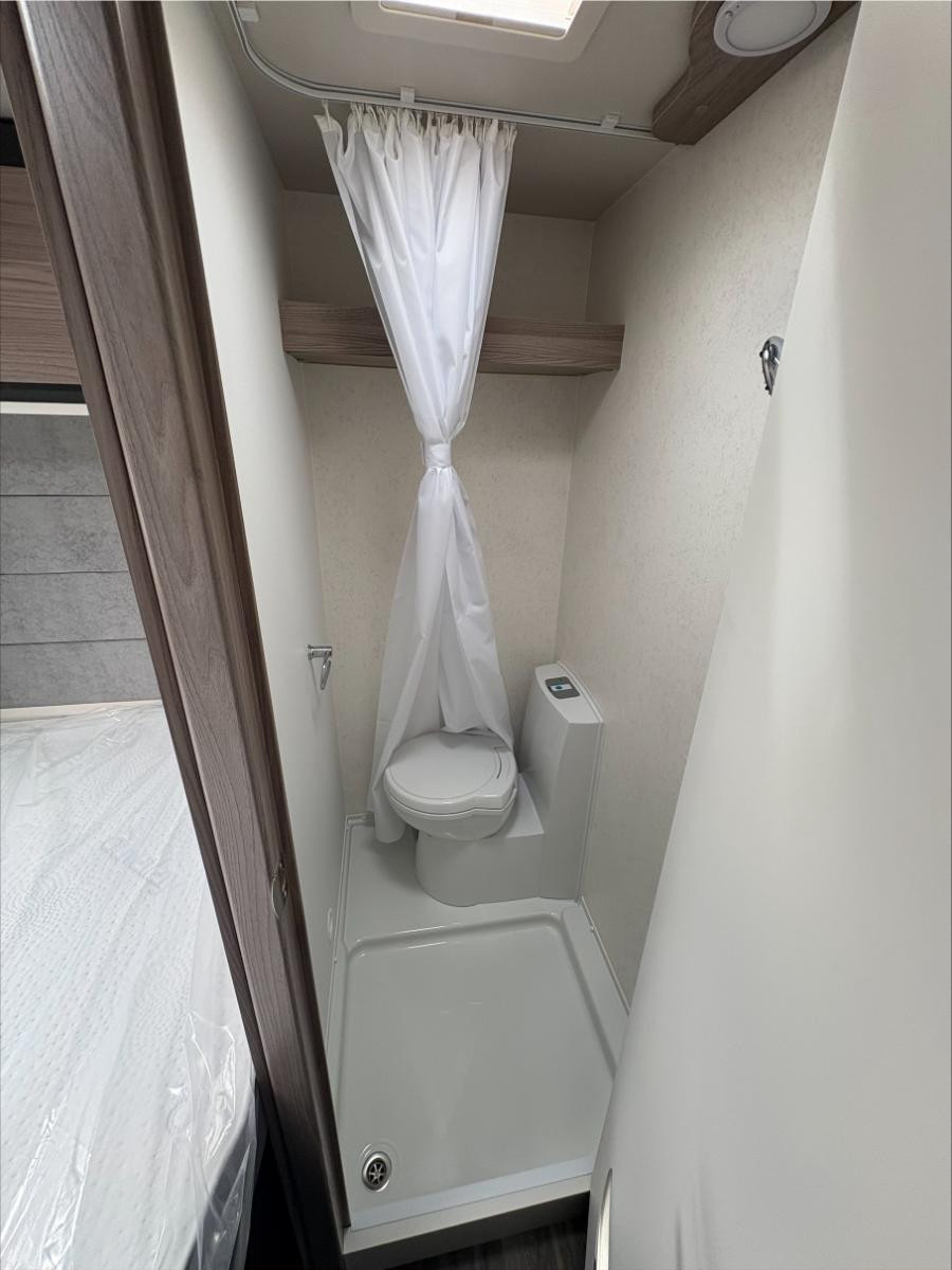 992025 44016 7 