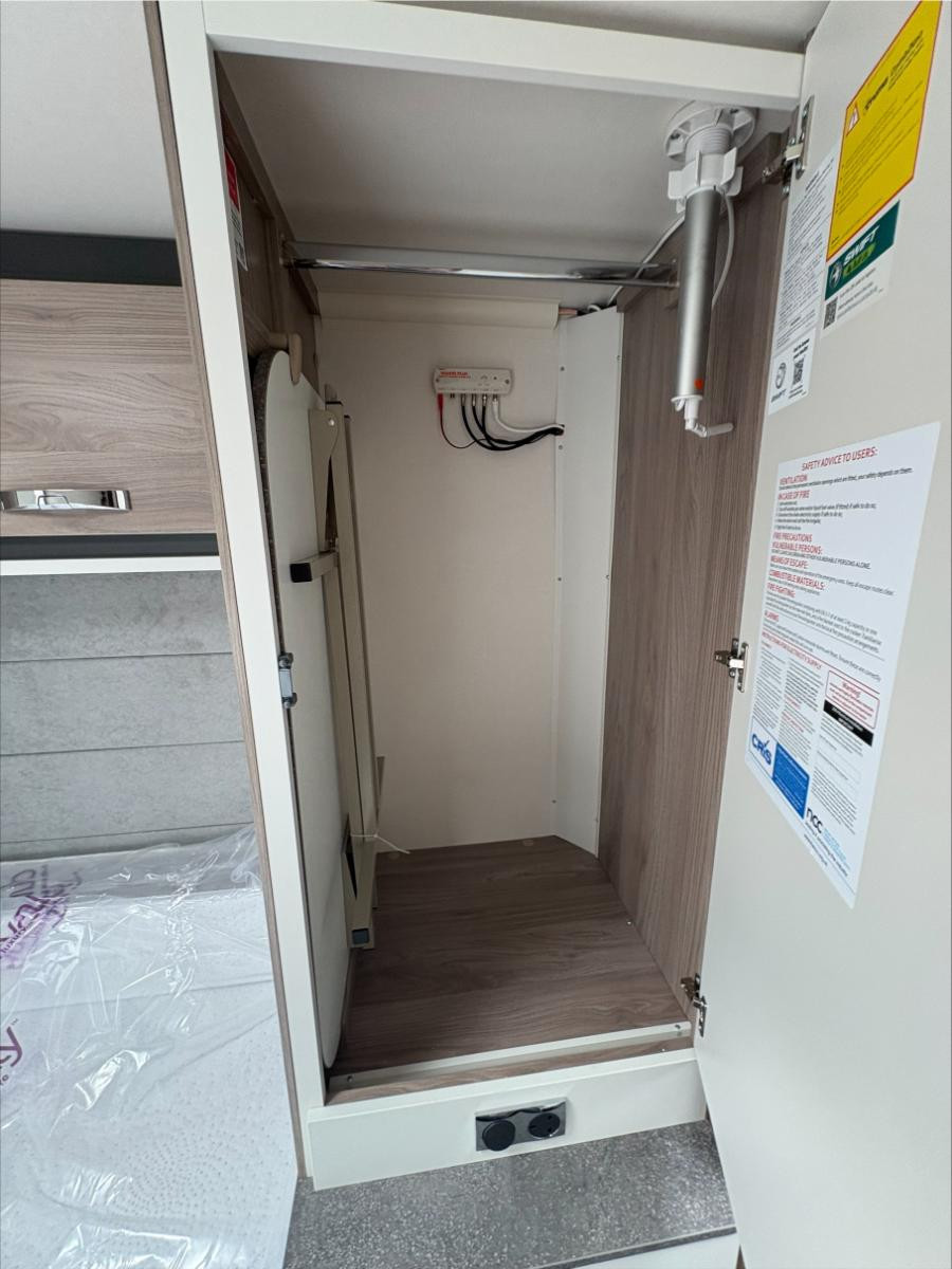 992025 44021 10 