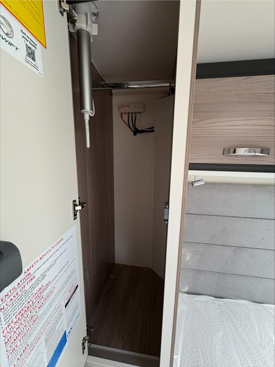 992025 44027 16 