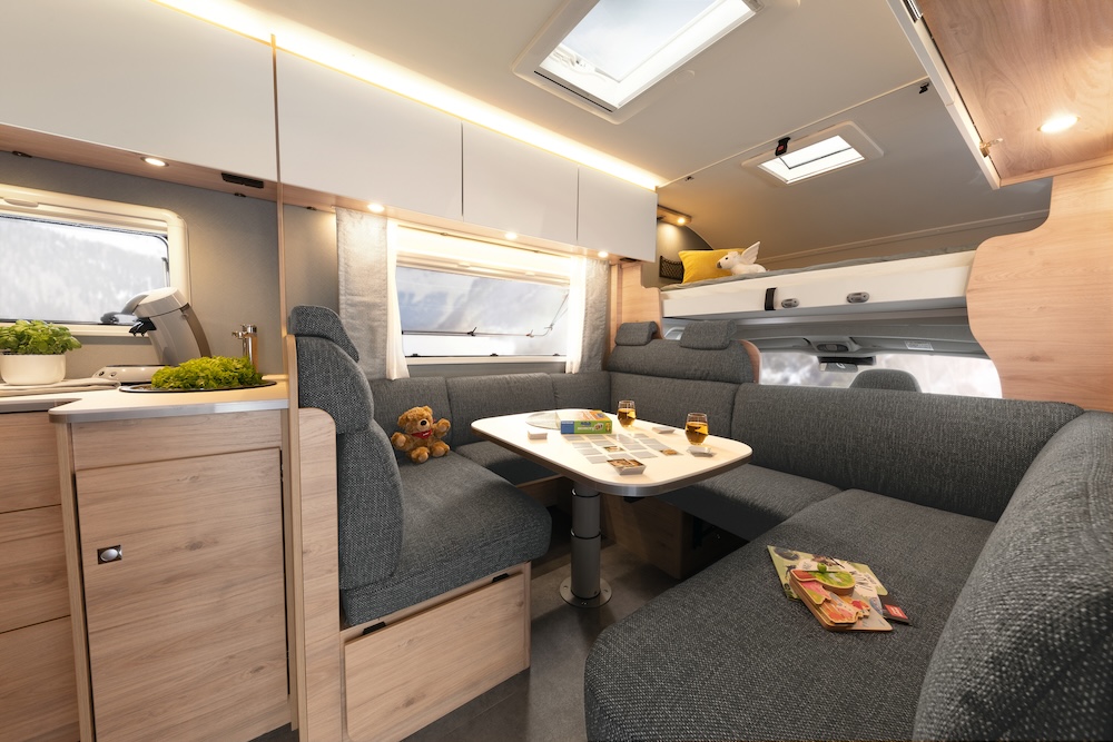 DET XL Family A 7872 2  SG Variante SG Geschlossen Floyd 240207 Print